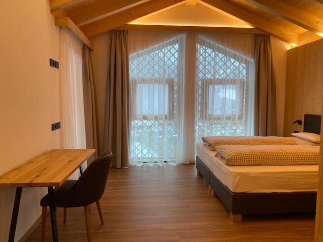 Les Ciases Chalets Dolomites San Vigilio Di Marebbe Eksteriør billede