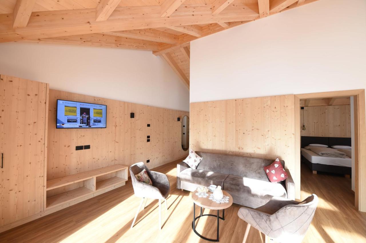 Les Ciases Chalets Dolomites San Vigilio Di Marebbe Eksteriør billede
