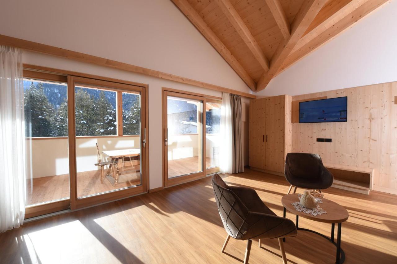 Les Ciases Chalets Dolomites San Vigilio Di Marebbe Eksteriør billede